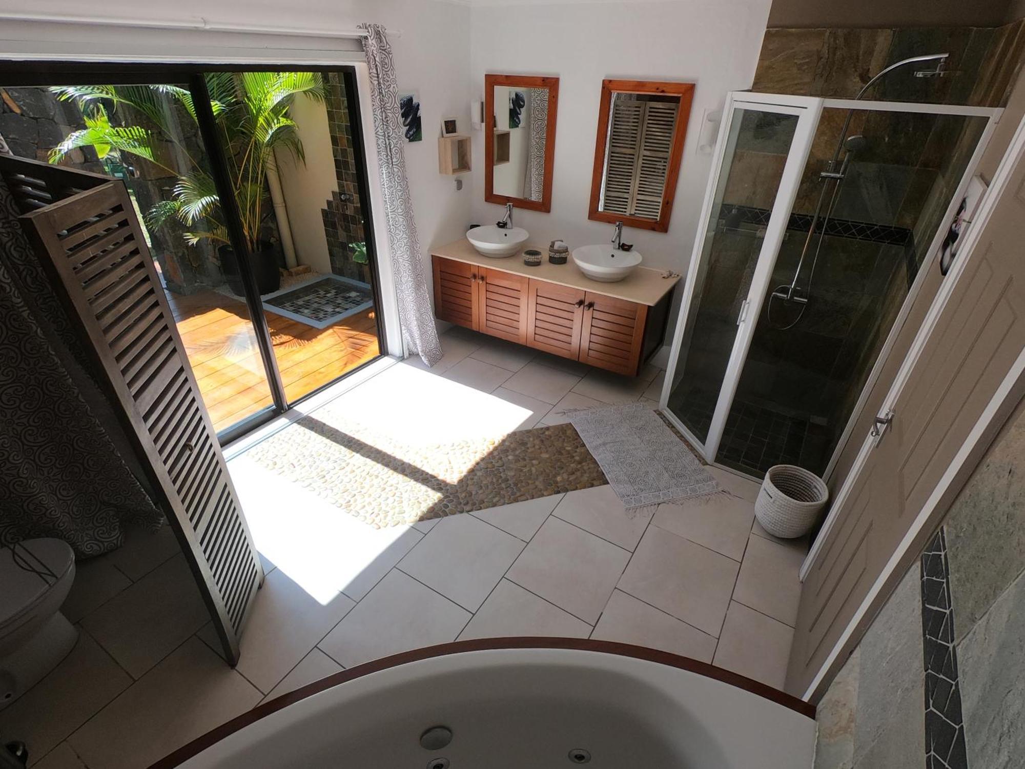 Sweet Island Bed & Breakfast Riviere Noire Bagian luar foto